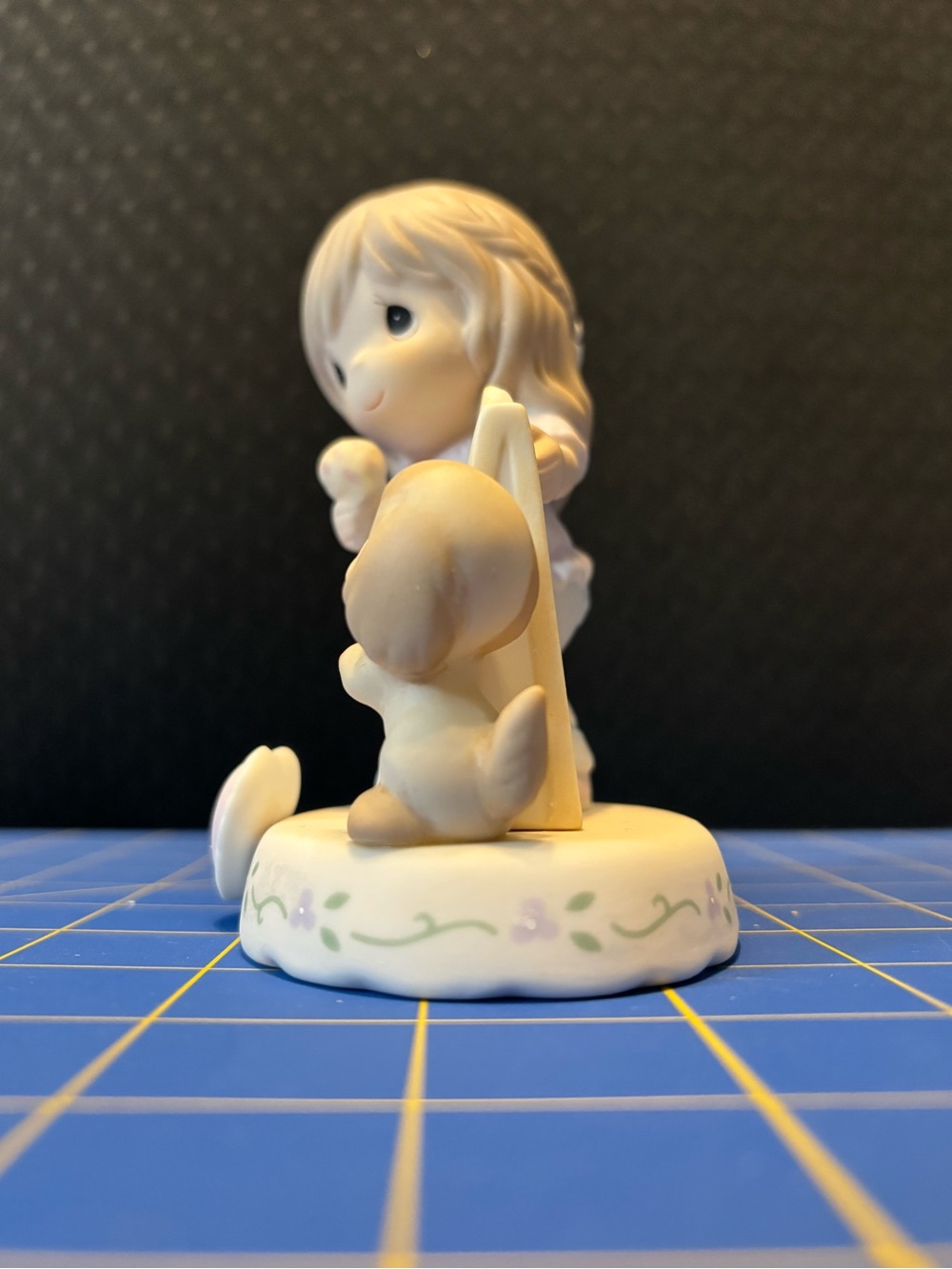 Precious Moments Figurine with Puppy - Growing in Grace Age 11 - Picture 2 of 8